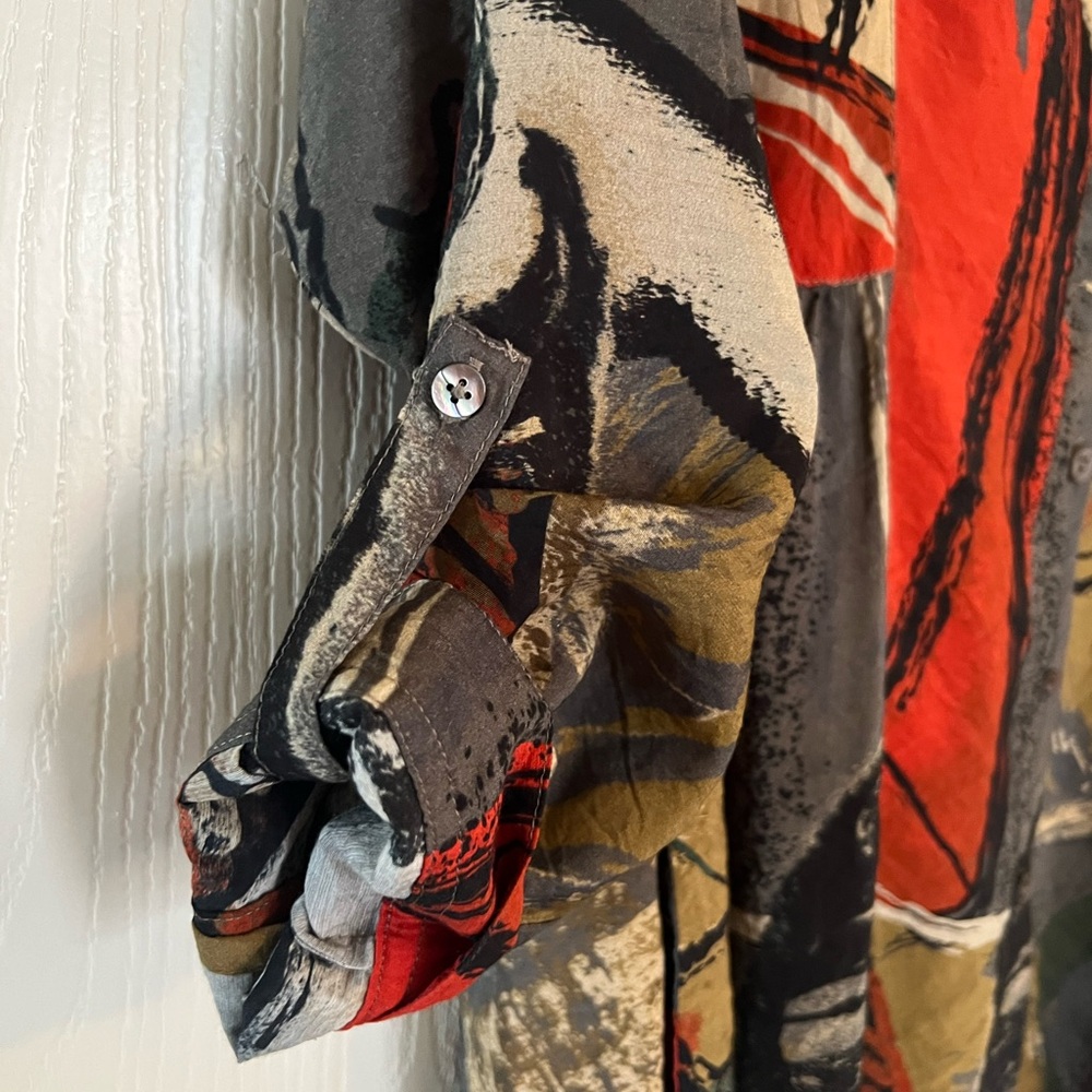John Mark Artistic Abstract Women's Button Down Shirt - Red, Black, Gray - Picture 4 of 7